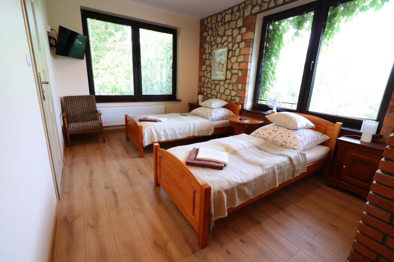 Karczma Pod Jesionem Hotel Brdow Exterior foto