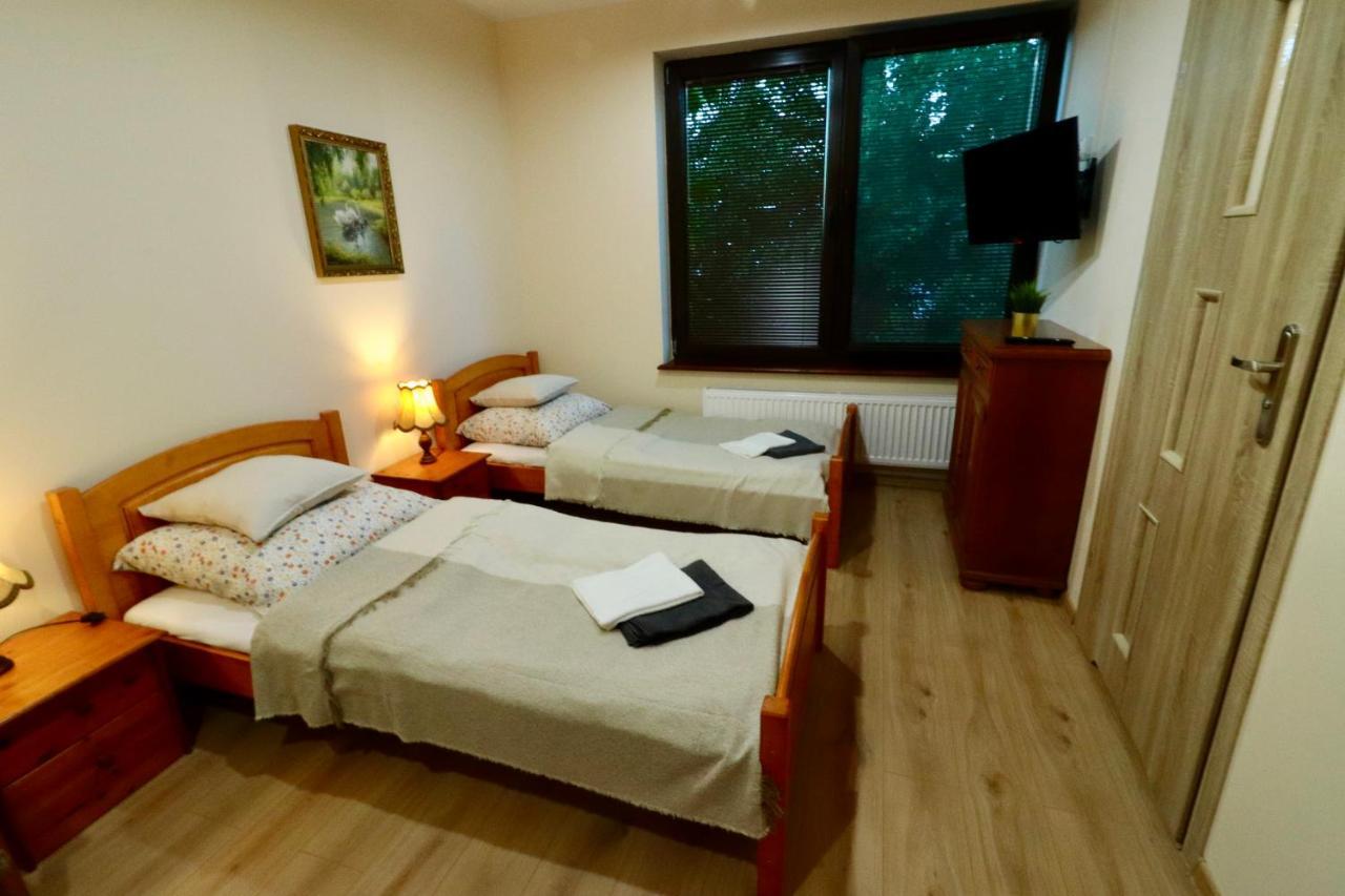 Karczma Pod Jesionem Hotel Brdow Exterior foto